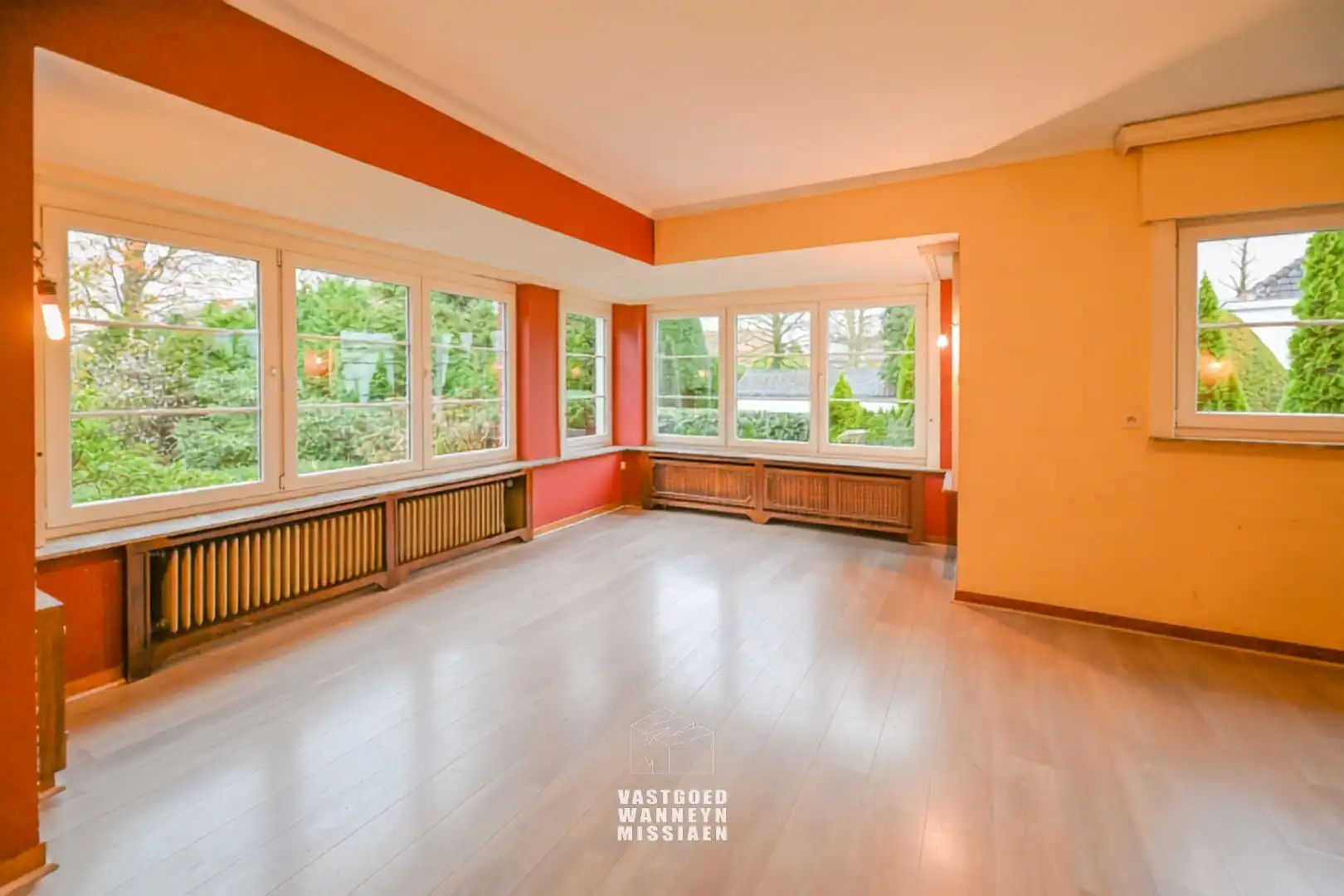 Charmante alleenstaande woning met potentieel als restaurant/wijnbar.. foto 9