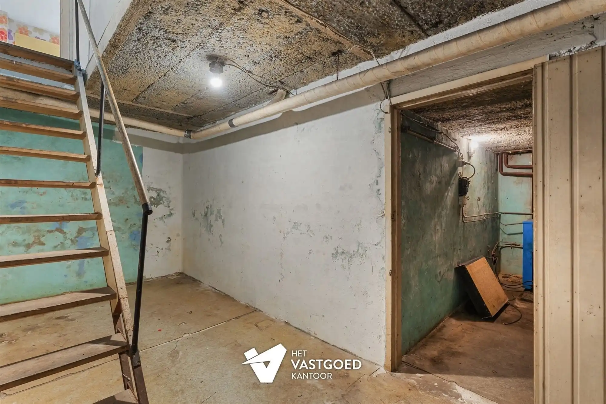 RUIME WONING MET ENORM POTENTIEEL OP IDEALE LIGGING foto 10