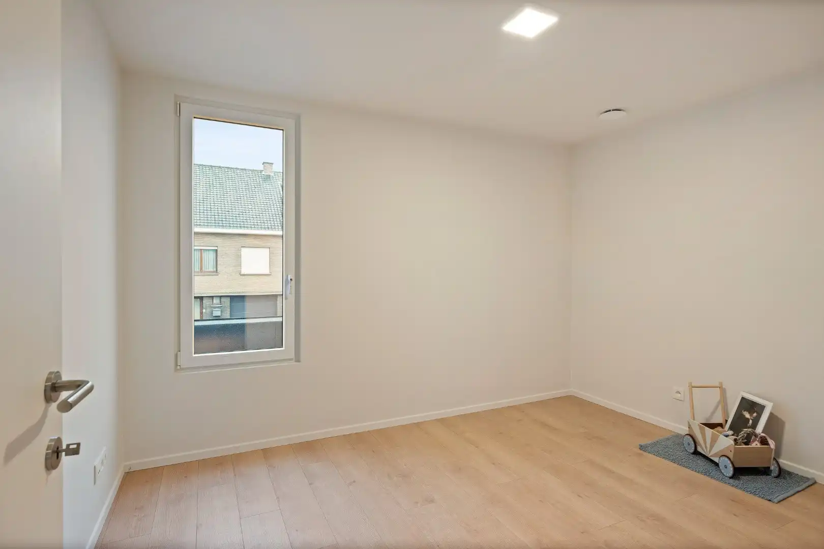 Nieuwbouwwoning met 3 slaapkamers en grote zolder, garage en tuin in Ooigem foto 13