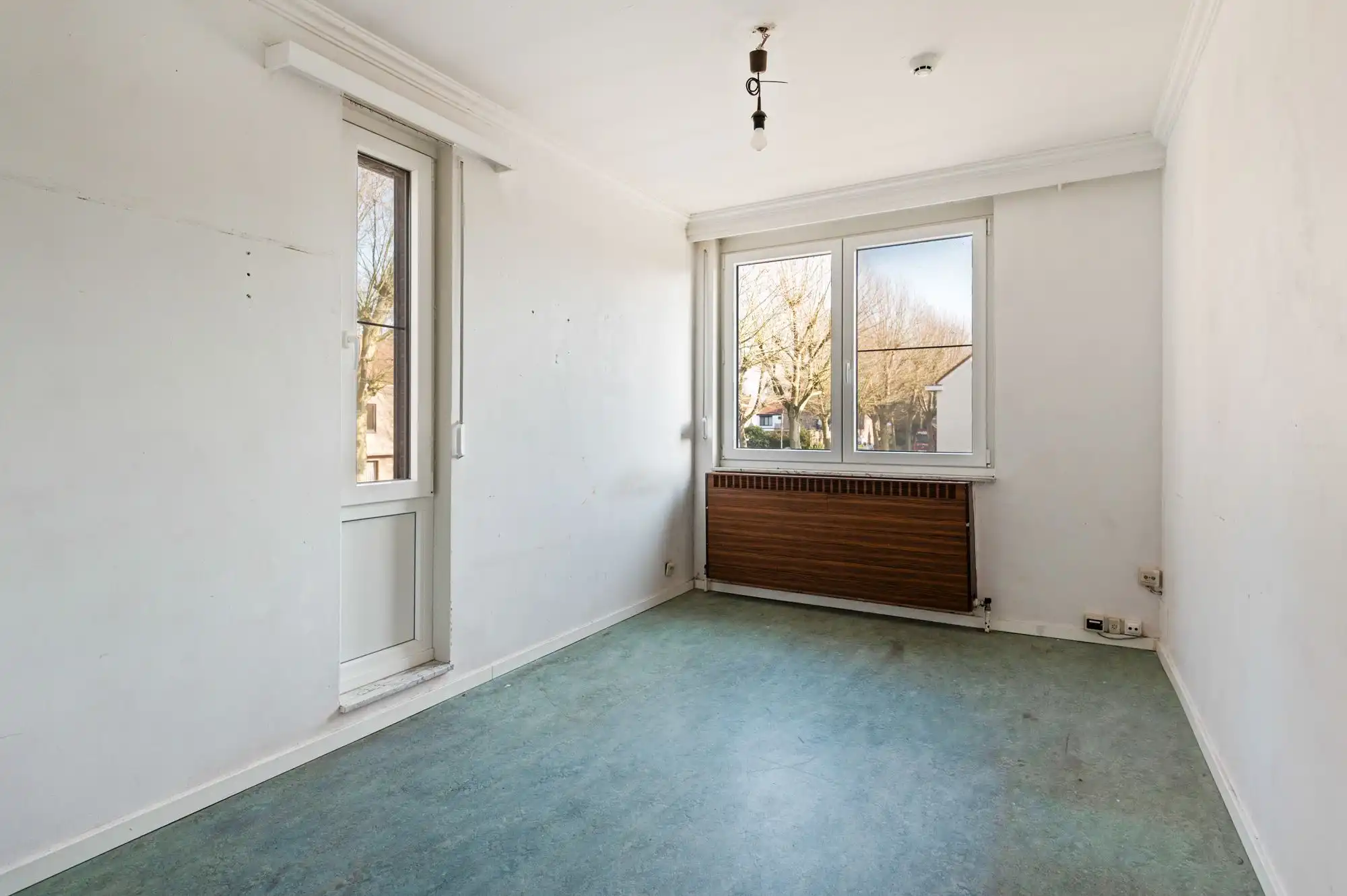 Ruime halfopen gezinswoning met 5 slaapkamers, zonnige tuin en garage in Brasschaat! foto 11