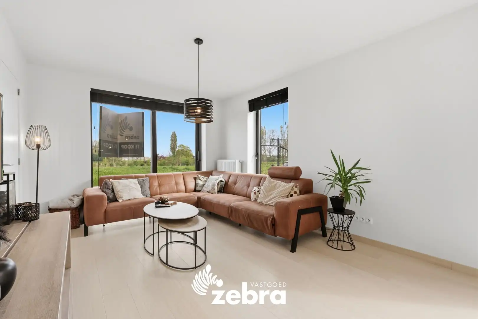 Recente moderne woning (2024) met 4 slaapkamers en tuin in Tielt! foto 5