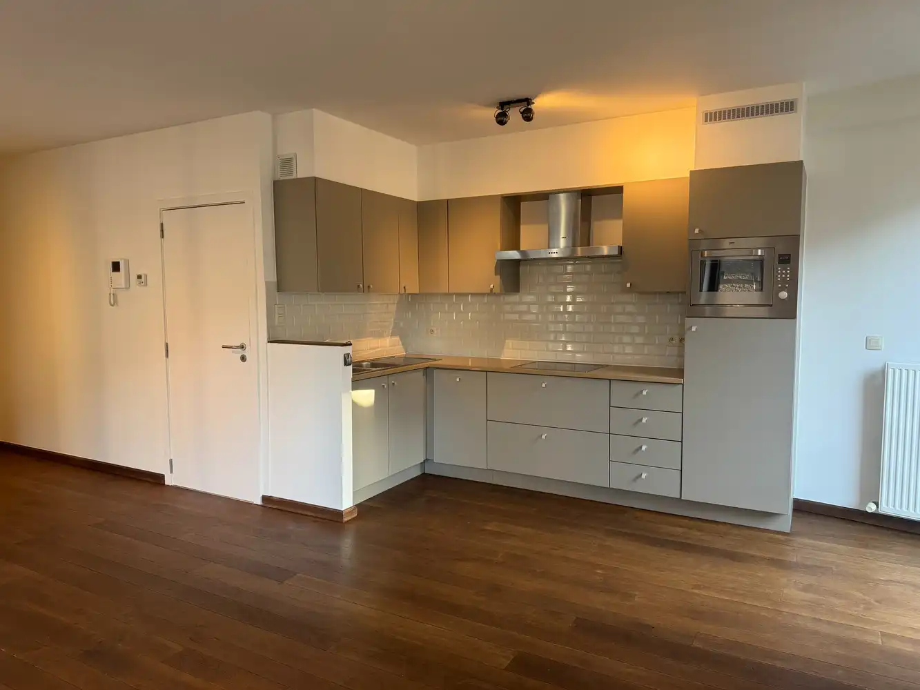 Hoekappartement met terras in hartje Antwerpen foto 3