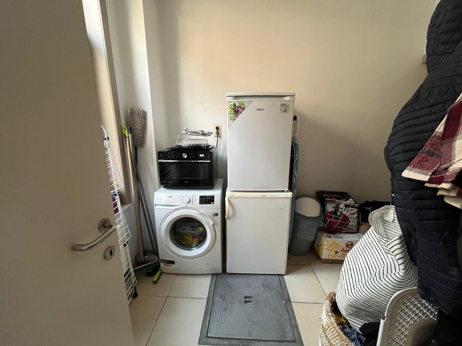 Instapklare rijwoning met 3 slaapkamers en koer te Brugge foto 6