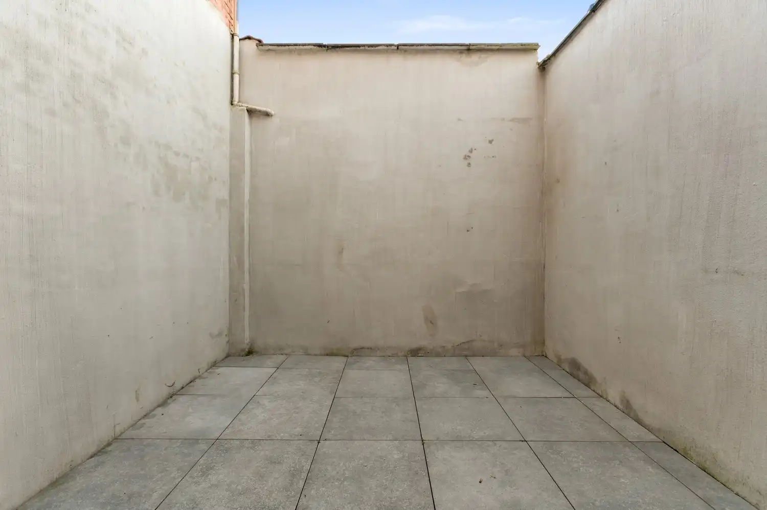 Ruim gelijkvloersappartement met 2 slpk en terras foto 15