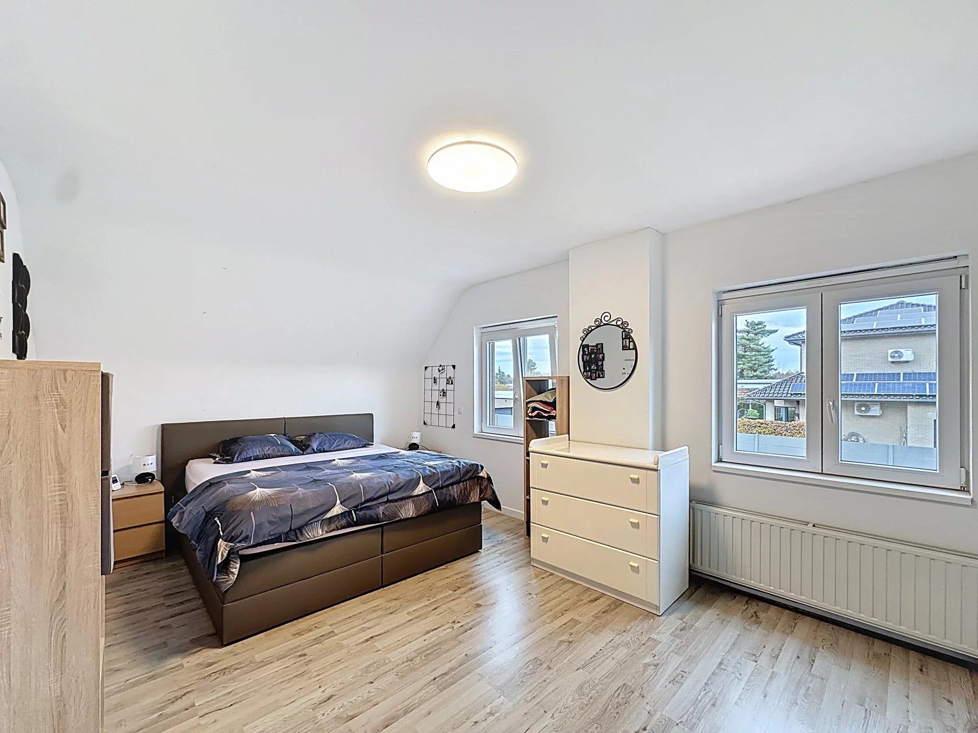 Op te frissen woning met 3 slaapkamers, op een groot perceel, eventueel 2 bouwplaatsen foto 21