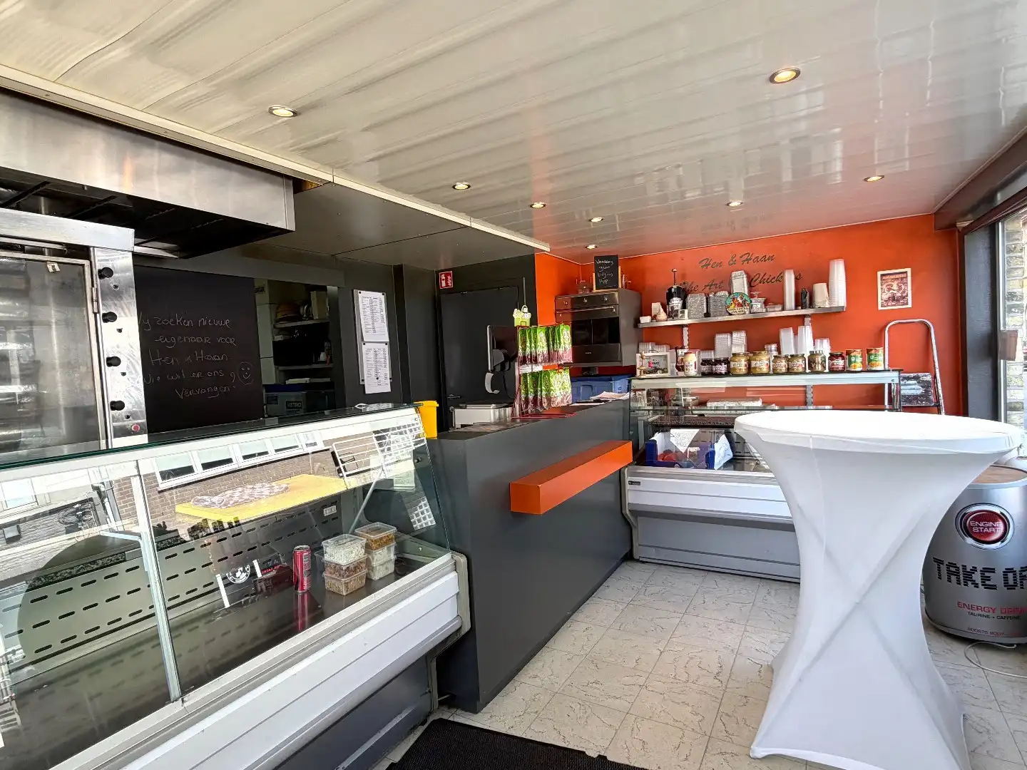 Winkel- of kantoorruimte in het centrum van Lauwe! foto 3
