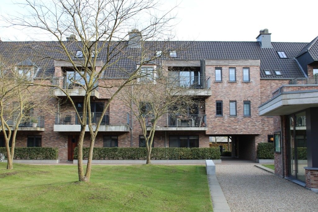 Zeer mooi en instapklaar appartement met autostaanplaats foto 24