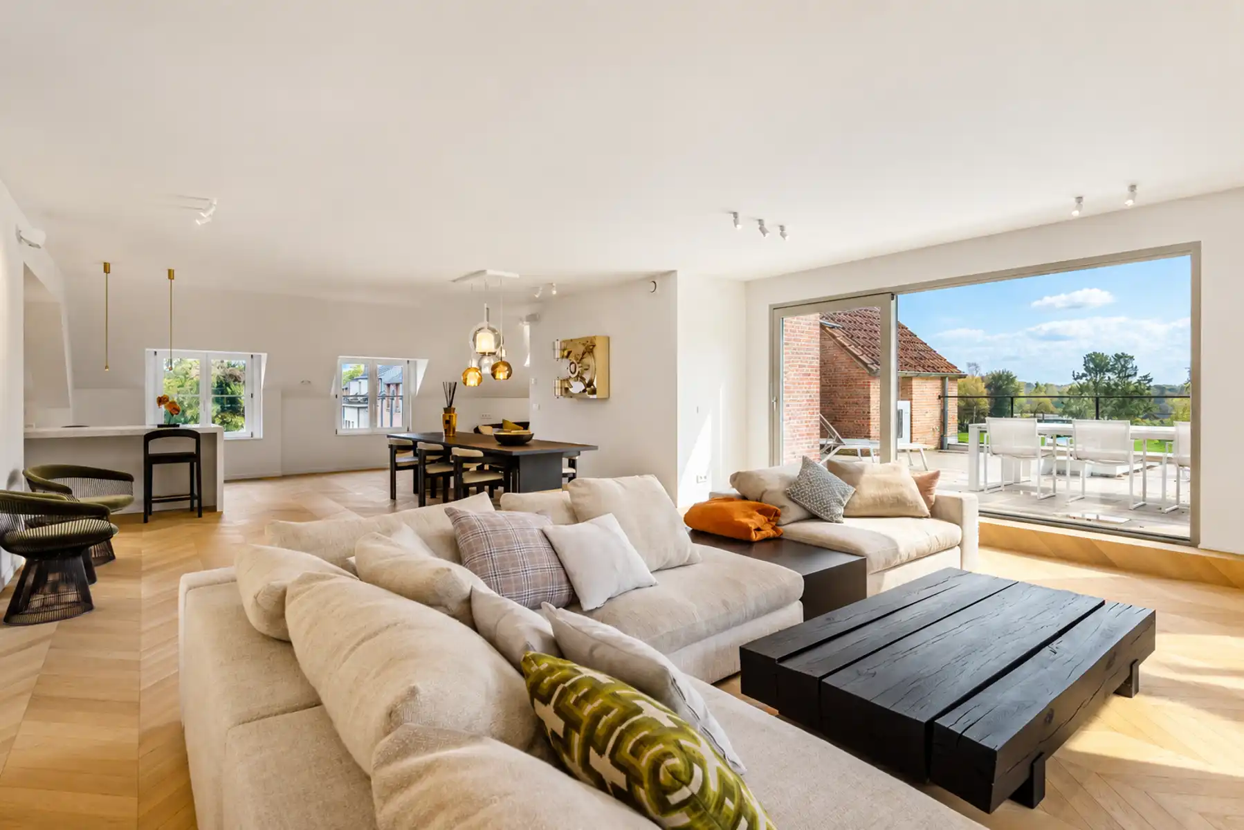 Exclusief duplex dakappartement met zicht op weiland. foto 4
