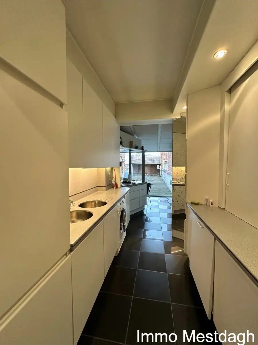 Uitzonderlijk Vastgoed in Centrum Diest: Handelshuis met Royale Triplex (577m² totaal) foto 23