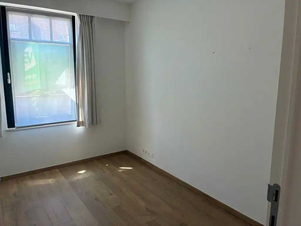 Nieuwbouw appartement in centrum 's-Gravenwezel foto 9