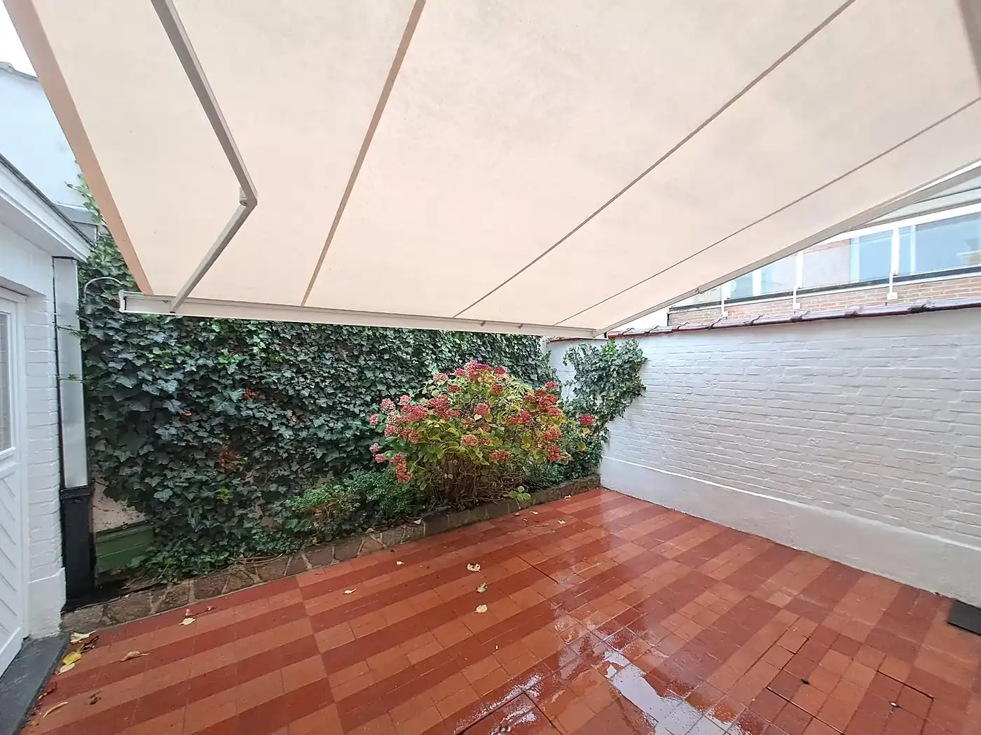 Verrassend ruime en charmante woning met grote inpandige garage! foto 15