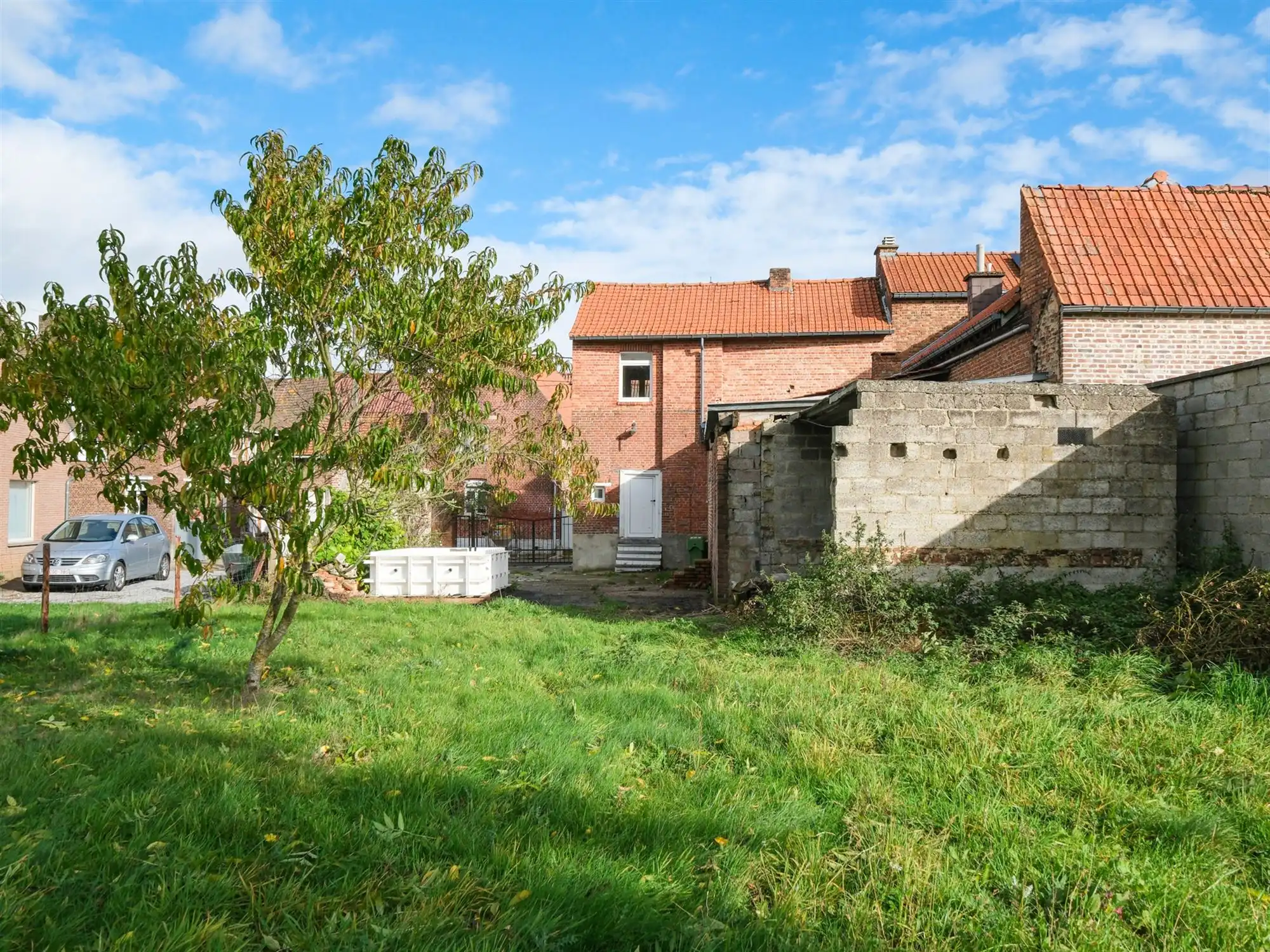 Te renoveren woning in het groen foto 6
