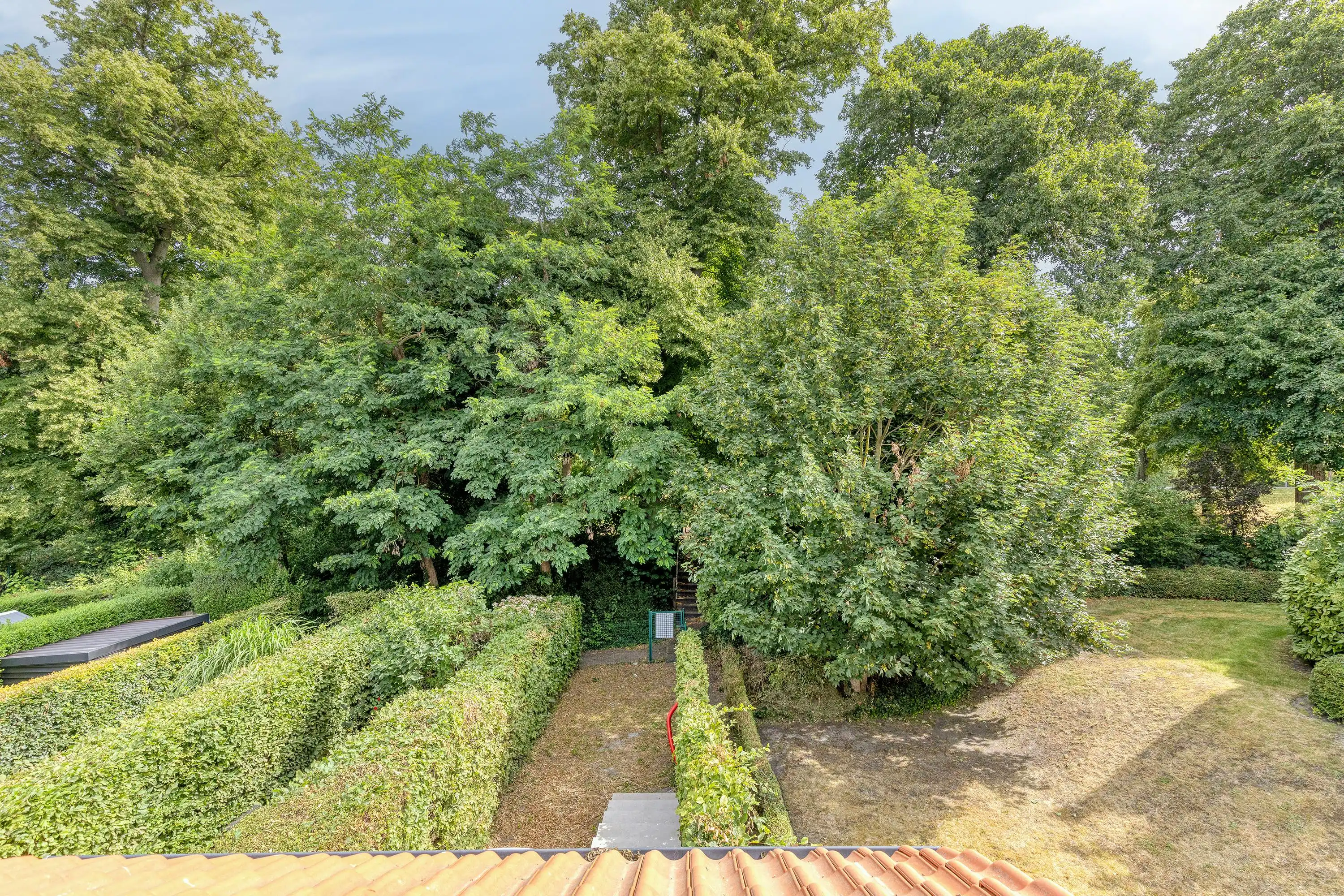 Gerenoveerde stadswoning met stadstuin aan de Brugse Vesten foto 10