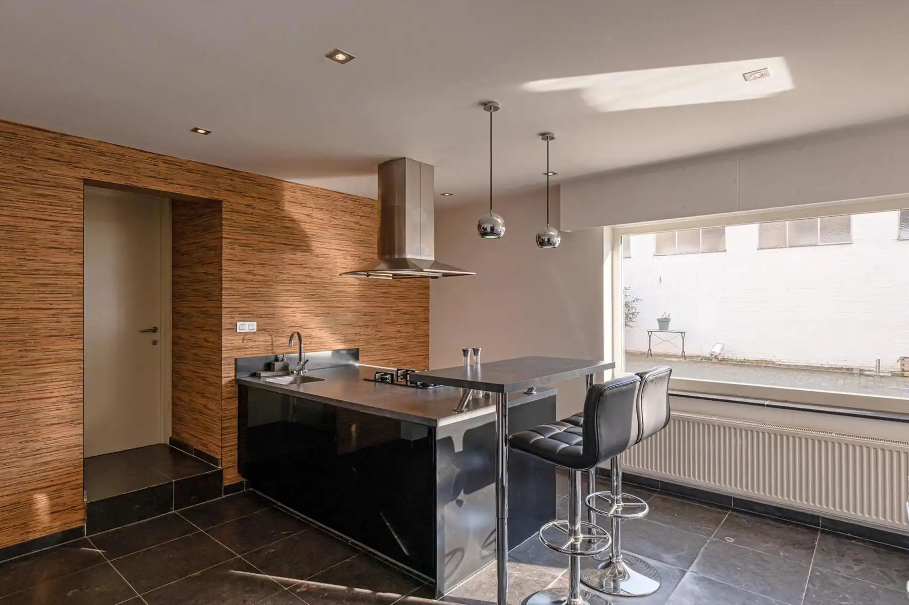 IN OPTIE. Woning met multifunctioneel gelijkvloers en magazijn/garage op een perceel van 536m². foto 12