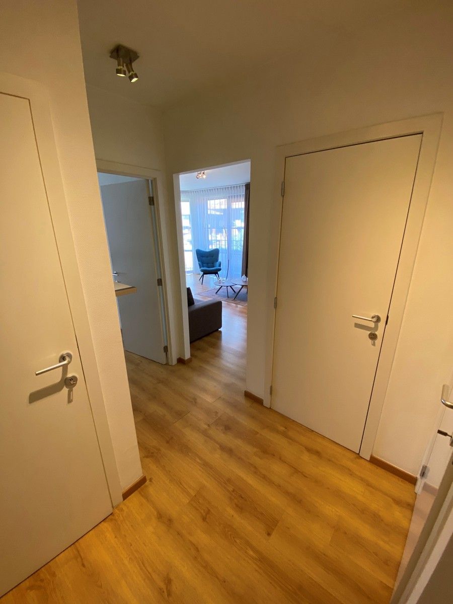 Prachtig gemeubeld appartement 2 kamers met terras.  foto 9