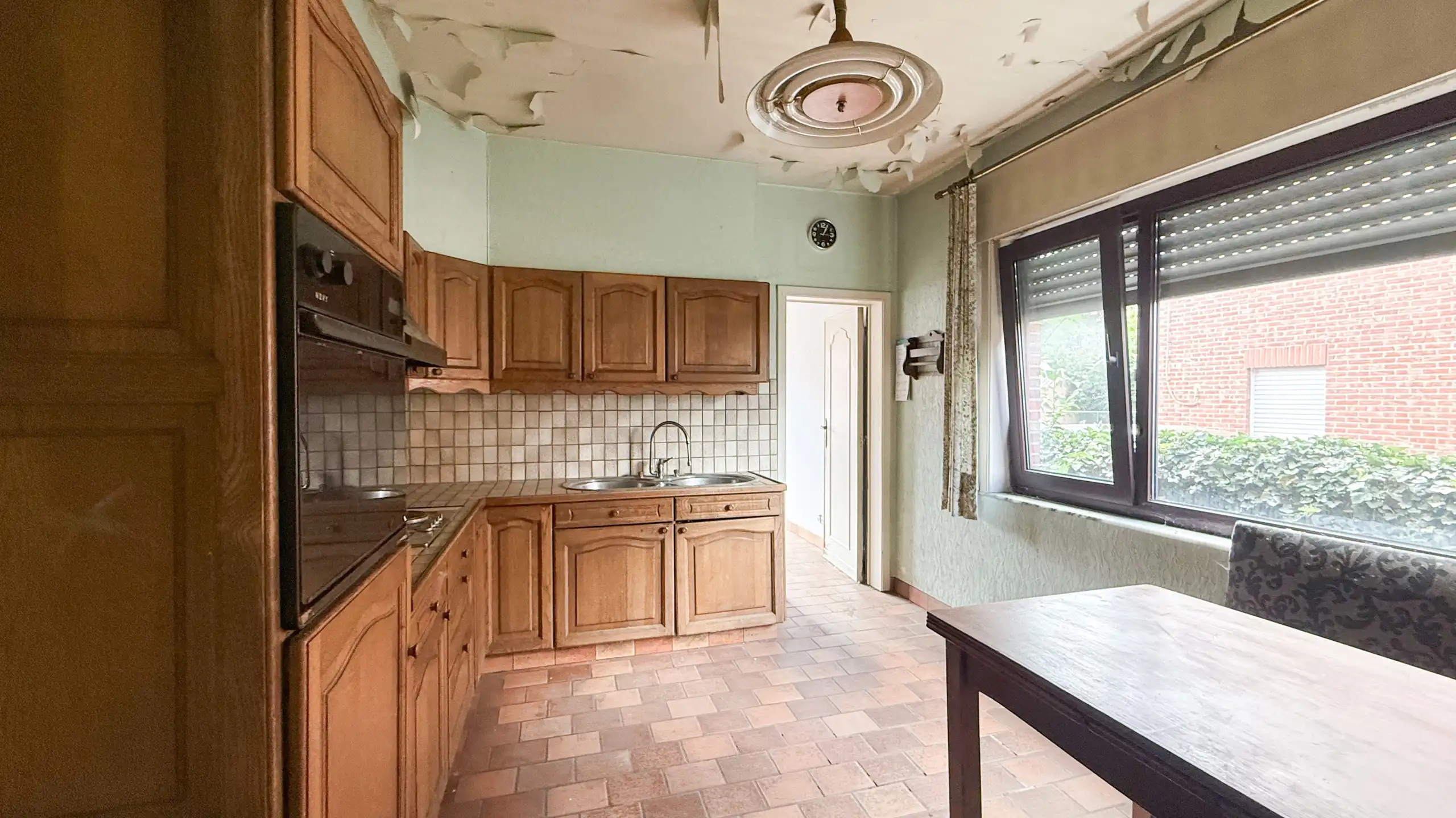 Open bebouwing met 4 slaapkamers op toplocatie! foto 11