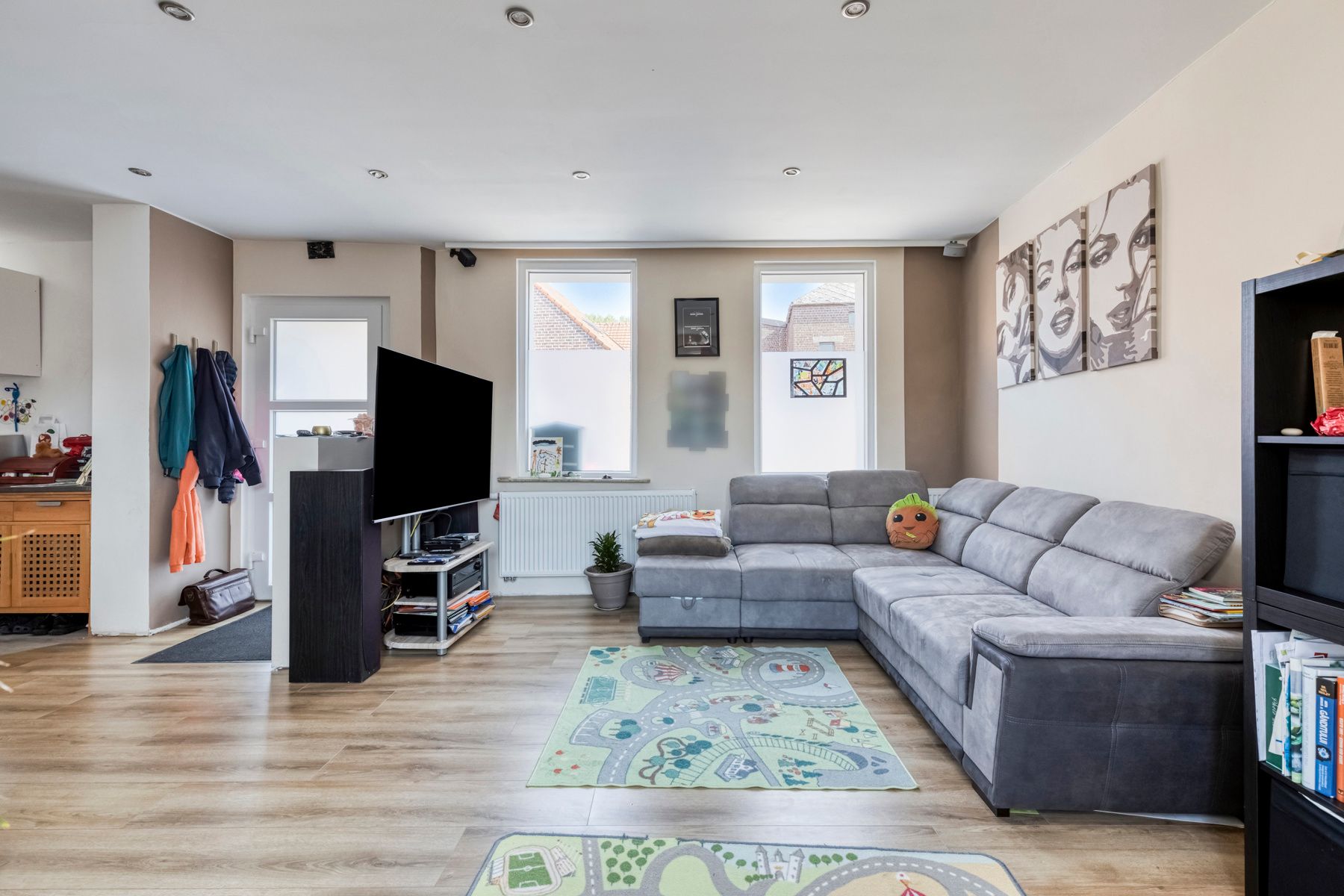 Centraal gelegen gerenoveerde 2-gevel foto 3