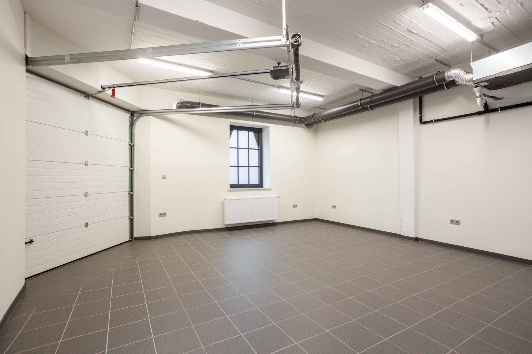 Uniek energiezuinig pakhuis met loftgevoel! foto 8