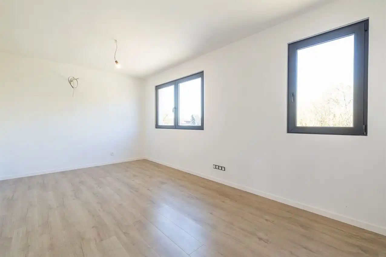 Instapklare nieuwbouwwoning met 3 slk foto 16