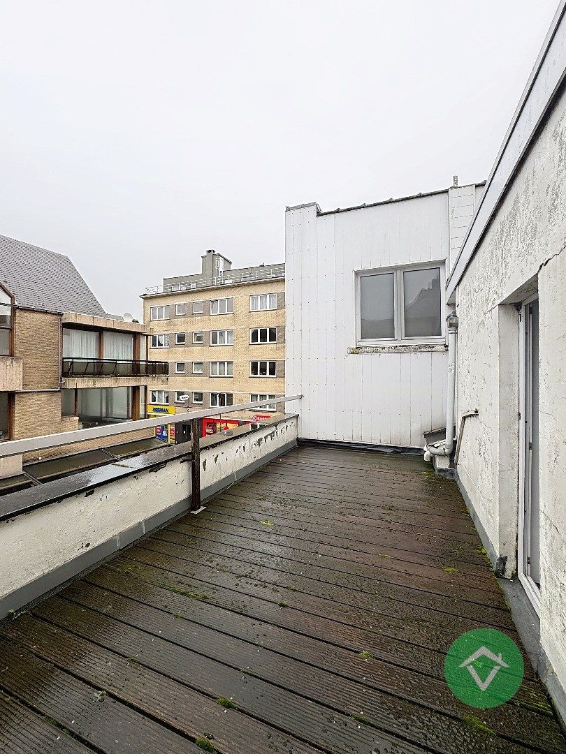 Opbrengsteigendom te koop in centrum Bredene foto 7