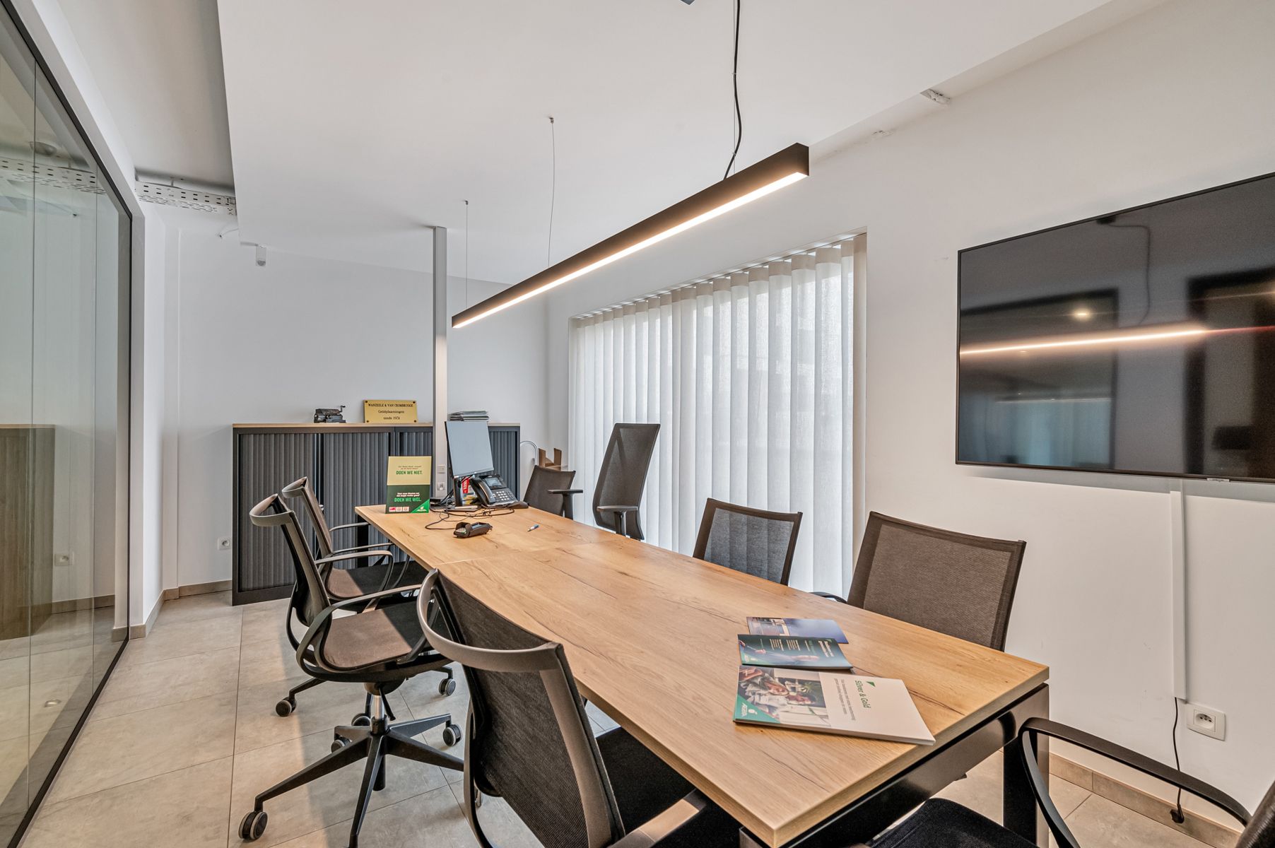 Moderne en zichtbare kantoorruimte op toplocatie foto 17