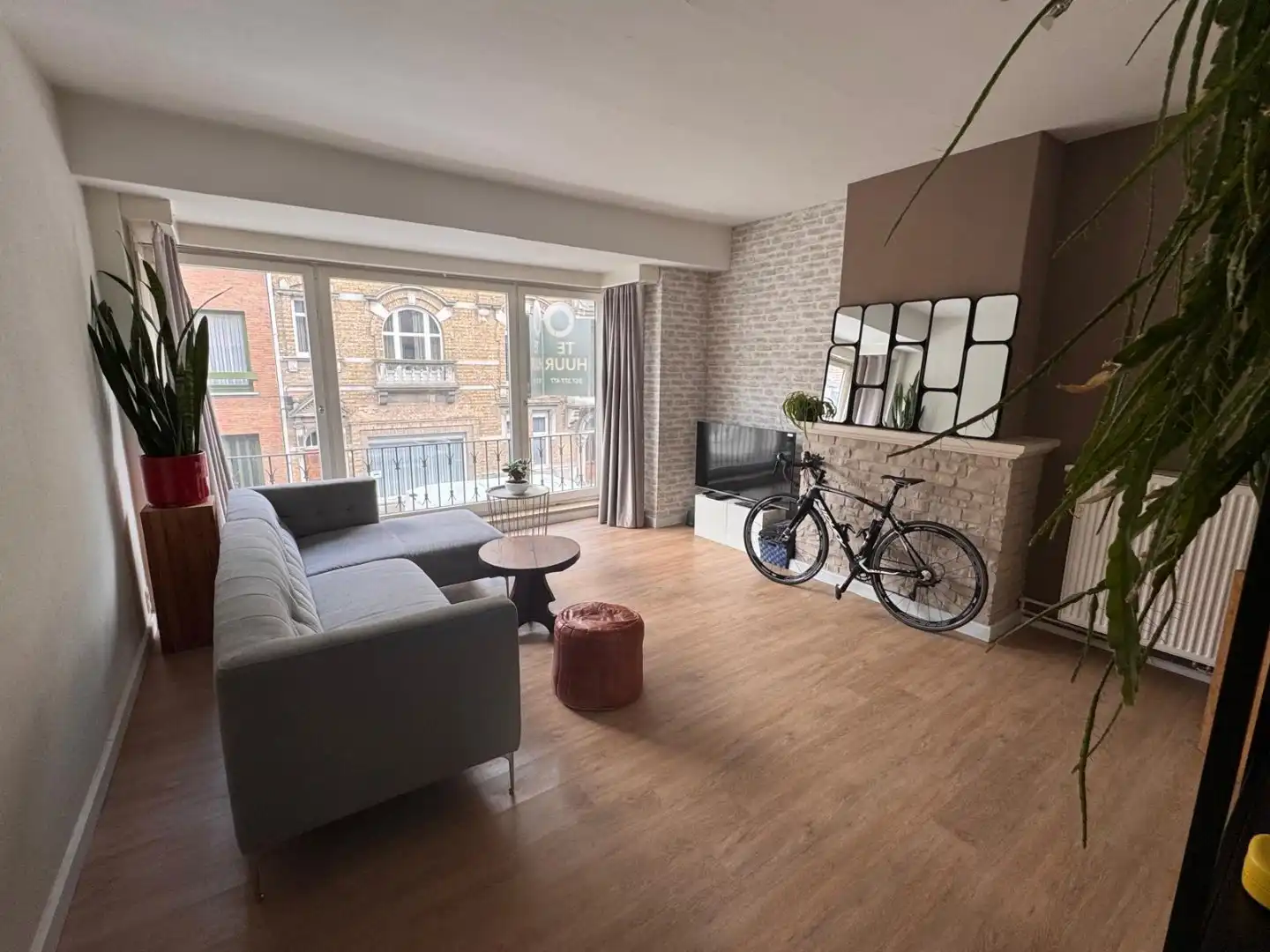 Lichtrijk appartement in hartje Diksmuide! foto 4