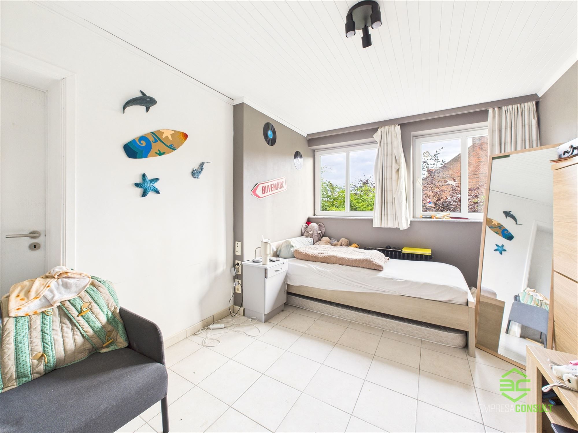 Ruime gezinswoning met achtergelegen studio op 14a 18ca! foto 17