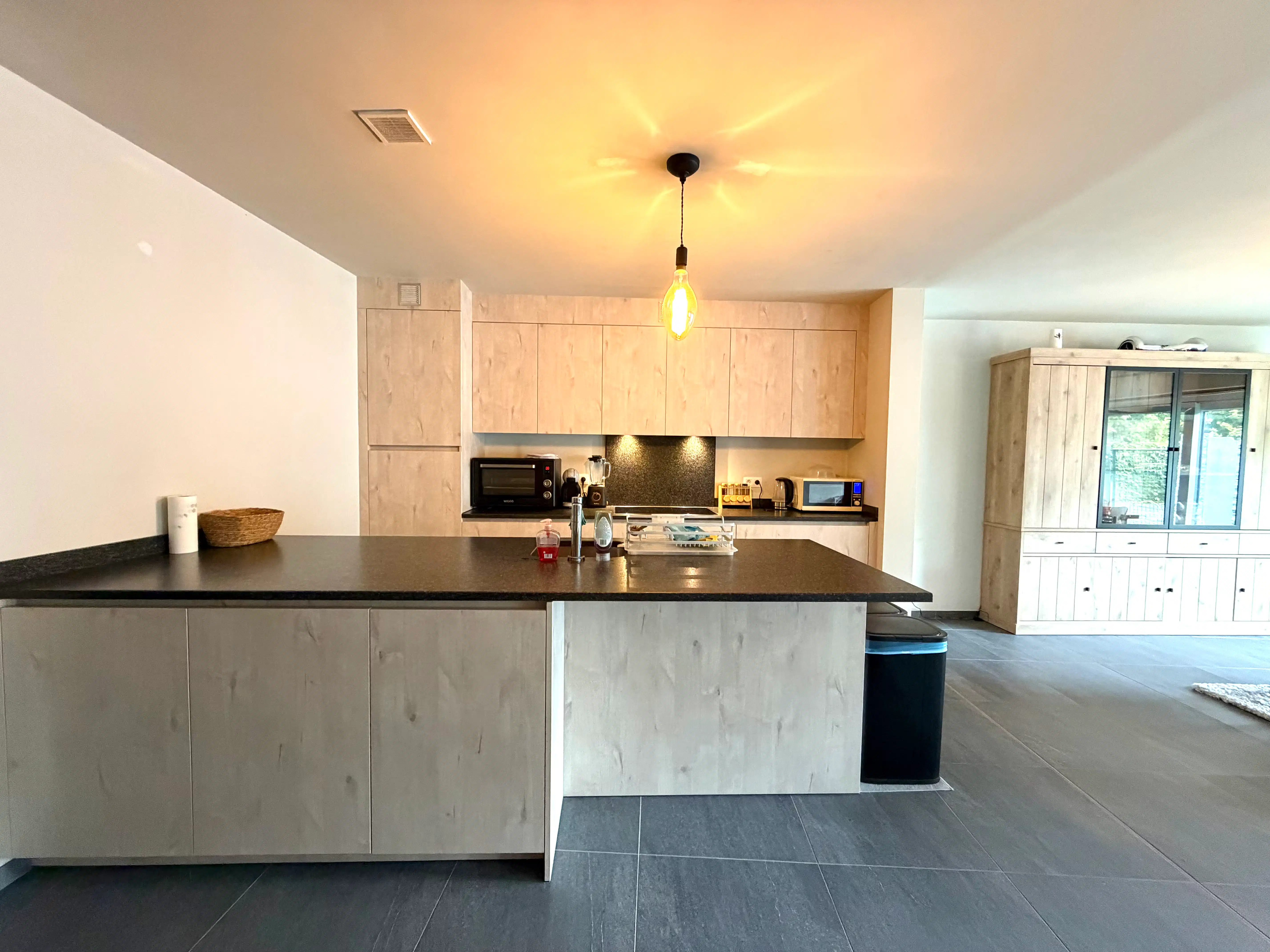 Recent appartement te huur in het centrum van Eeklo foto 4