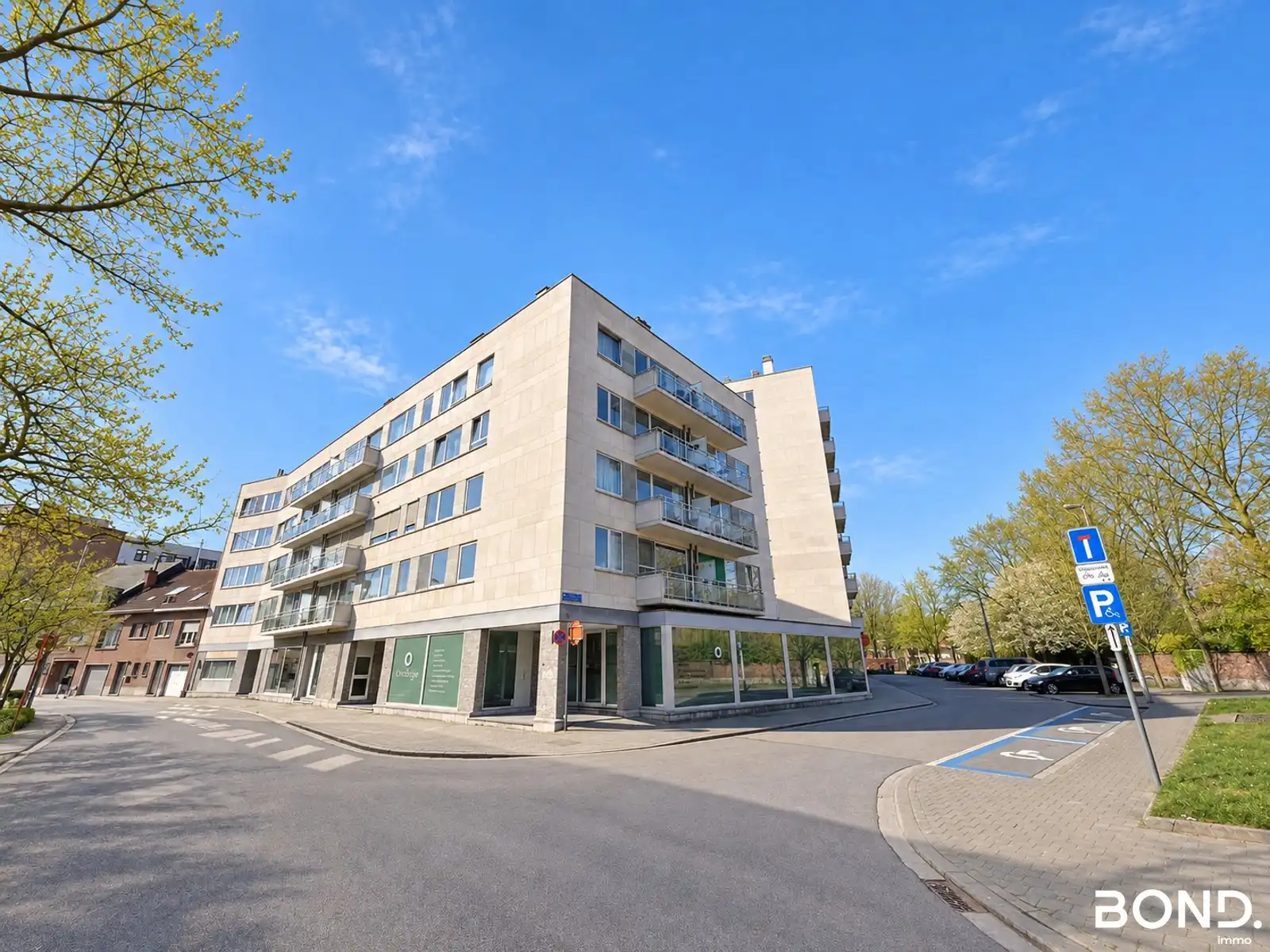 Leuk 2-slaapkamerappartement met terras in hartje Leuven foto 16