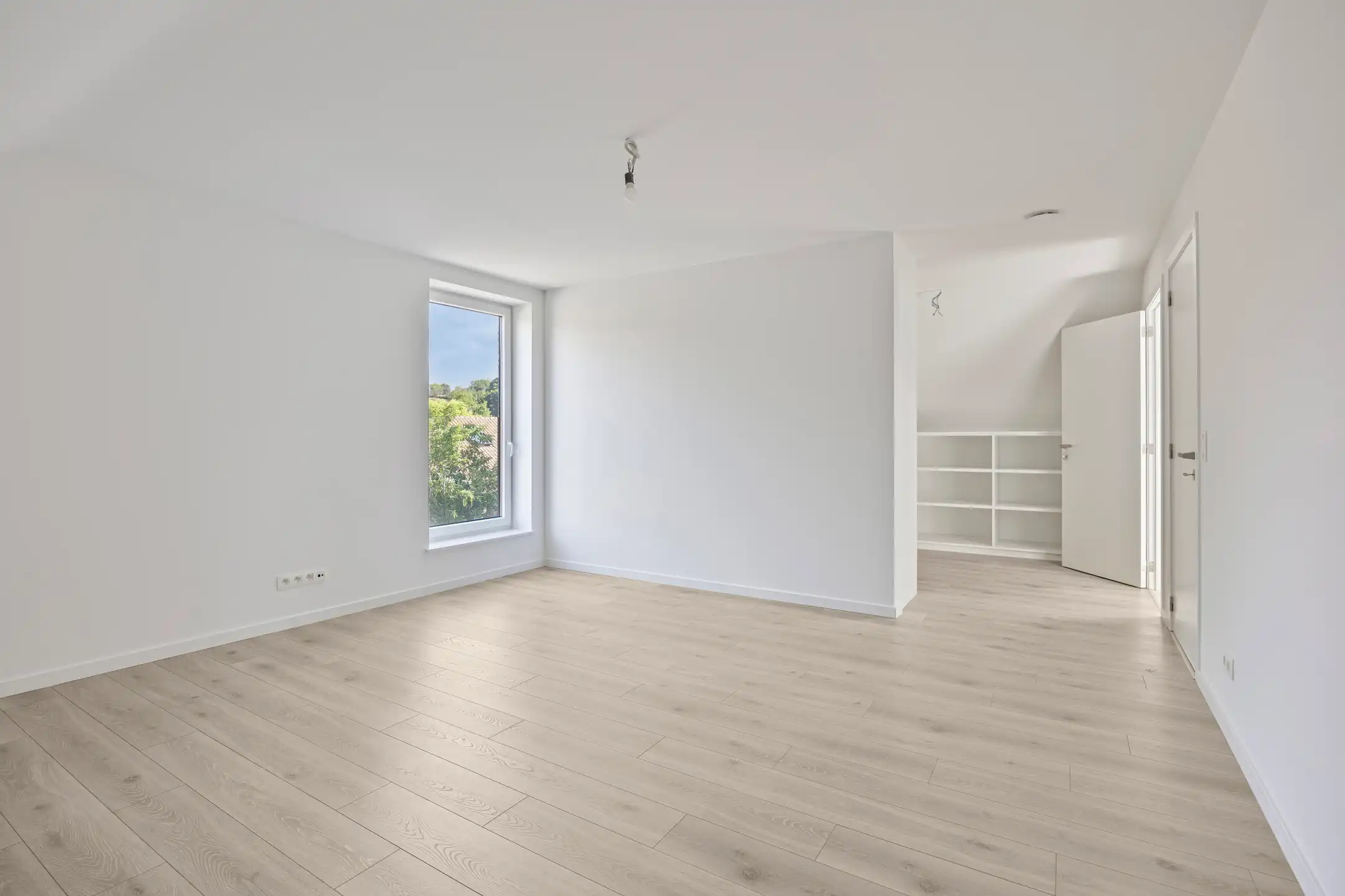 Nieuwbouwwoning met 6 slaapkamers & 3 badkamers (aan 6% btw) foto 22