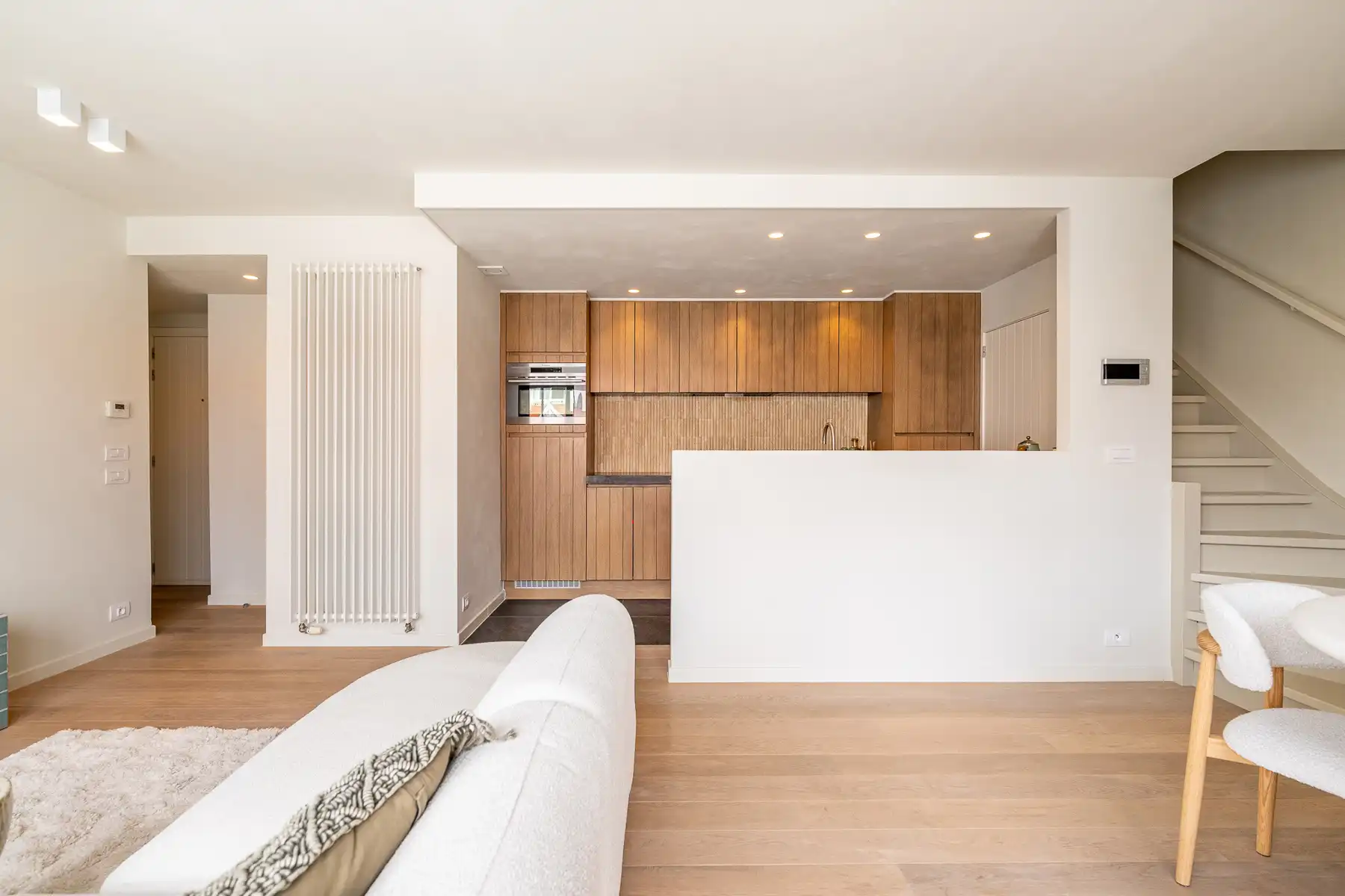Gemeubeld instapklaar duplexappartement gelegen Lippenslaan foto 12