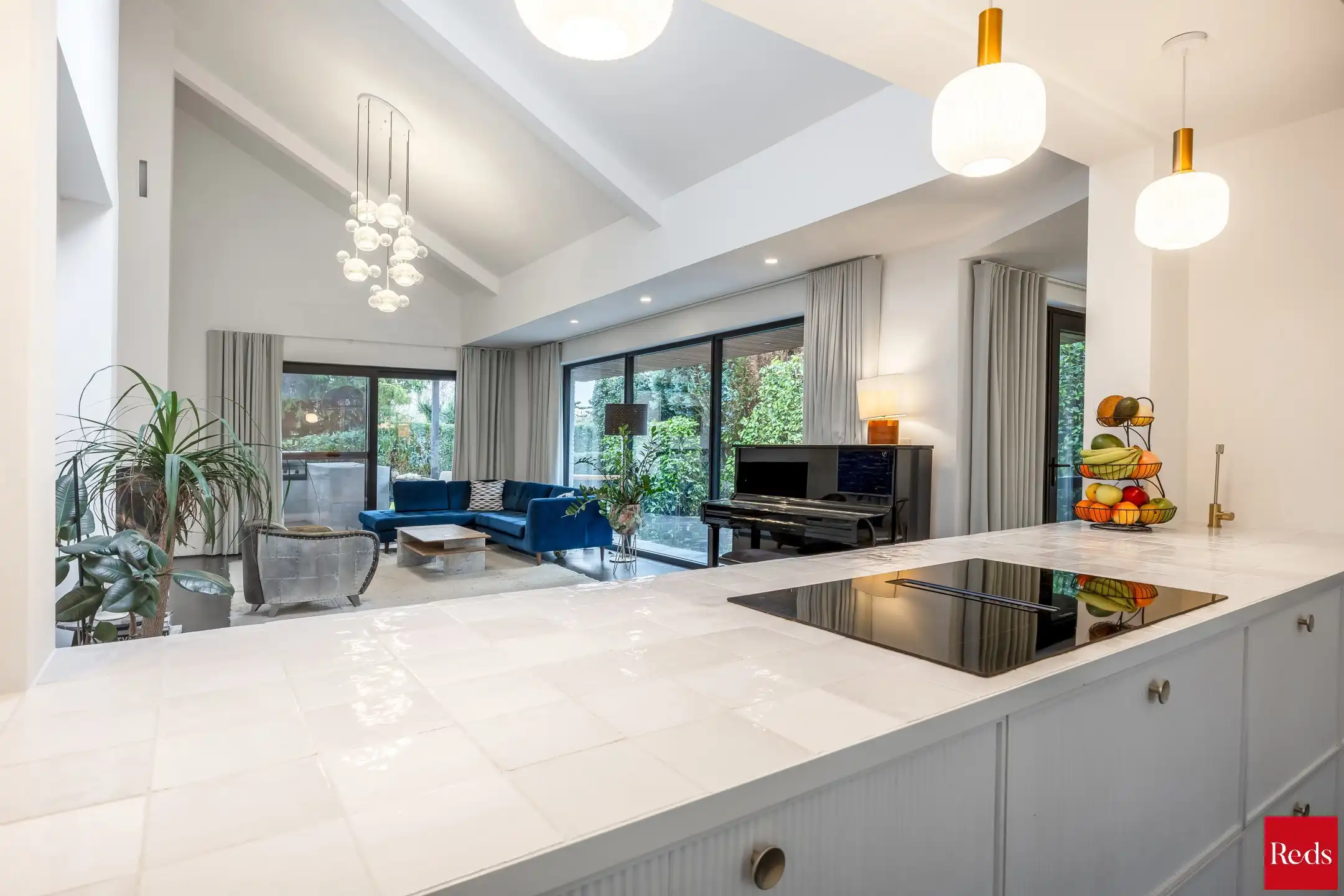 Stijlvolle, energiezuinige woning met rondom heerlijke tuin  foto 15