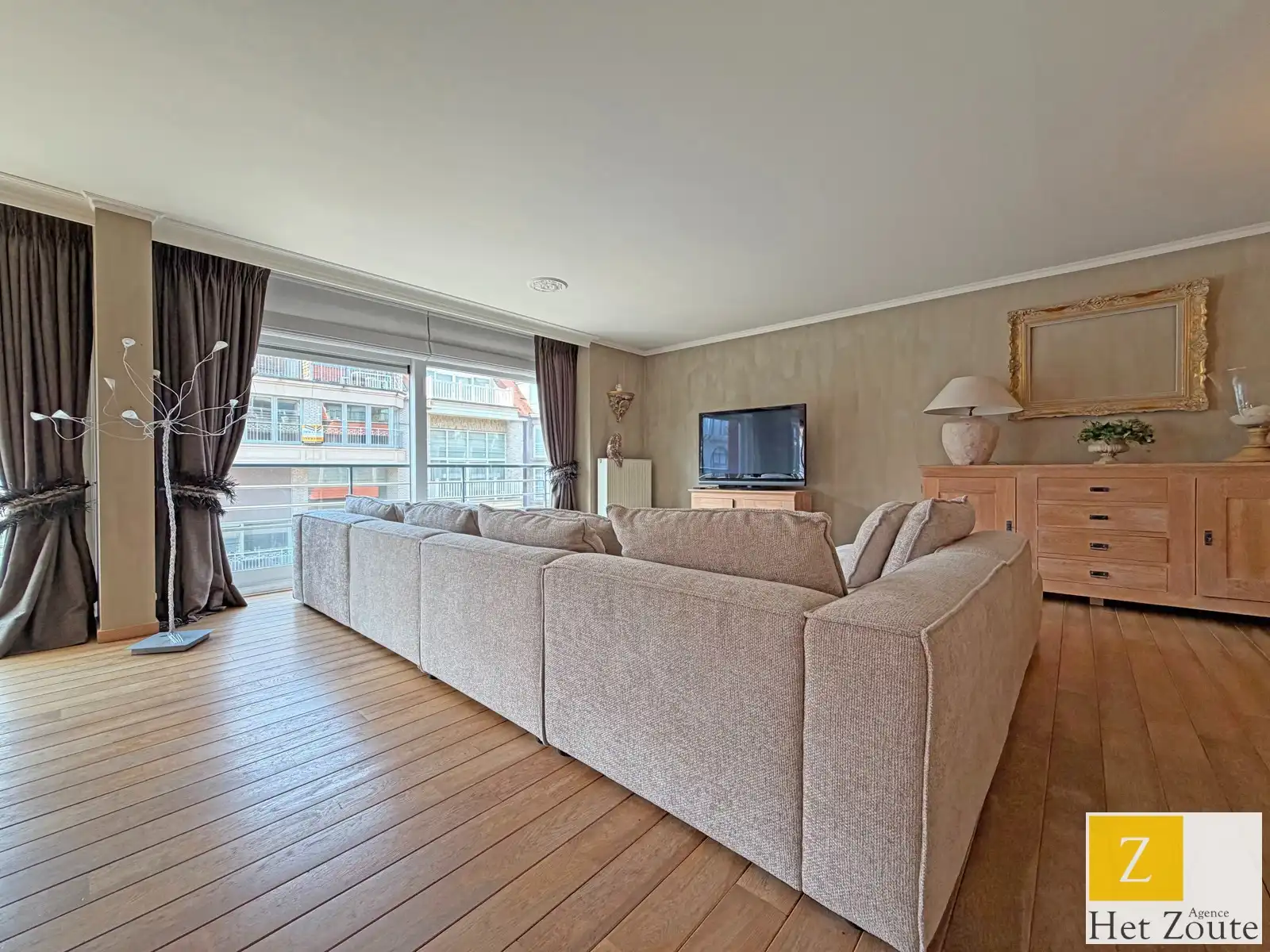 Ruim en lichtrijk appartement op toplocatie in Knokke foto 4
