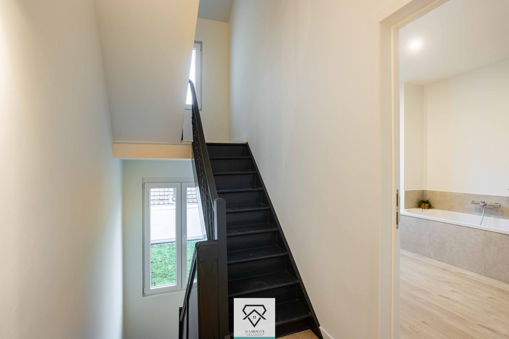 Comfortabel en duurzaam wonen op een gegeerde locatie met drie slaapkamers foto 14