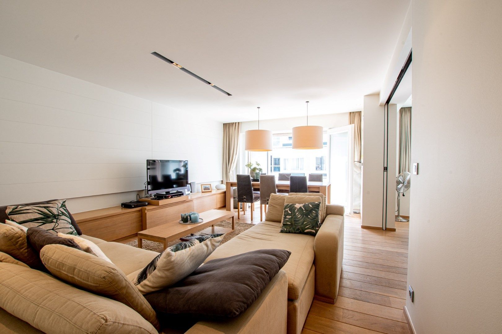 Mooi gemeubeld appartement in het Zoute nabij het Driehoeksplein en de Zeedijk! foto 2