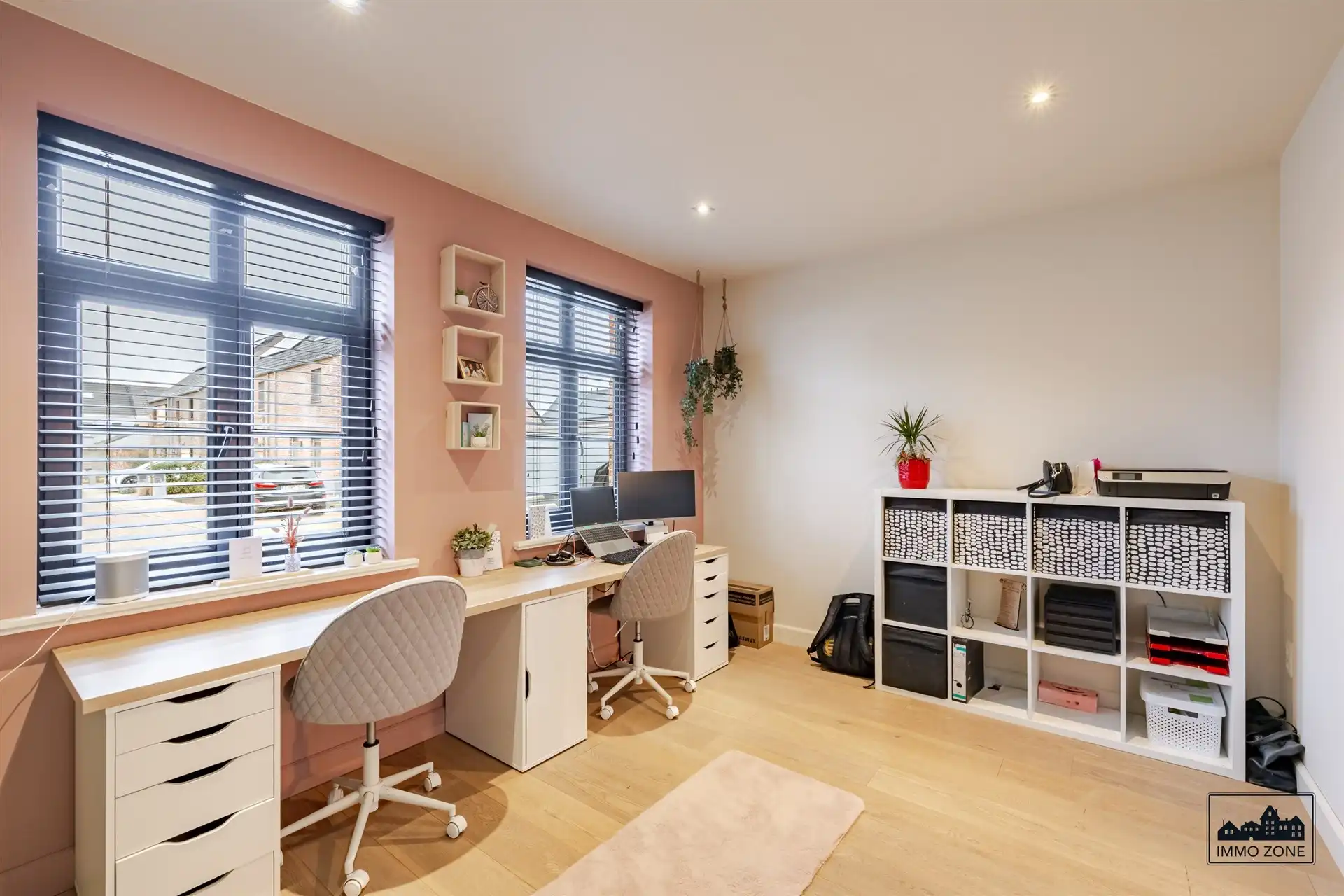 Grote, afgewerkte woning in doodlopende straat te Hamme! foto 7