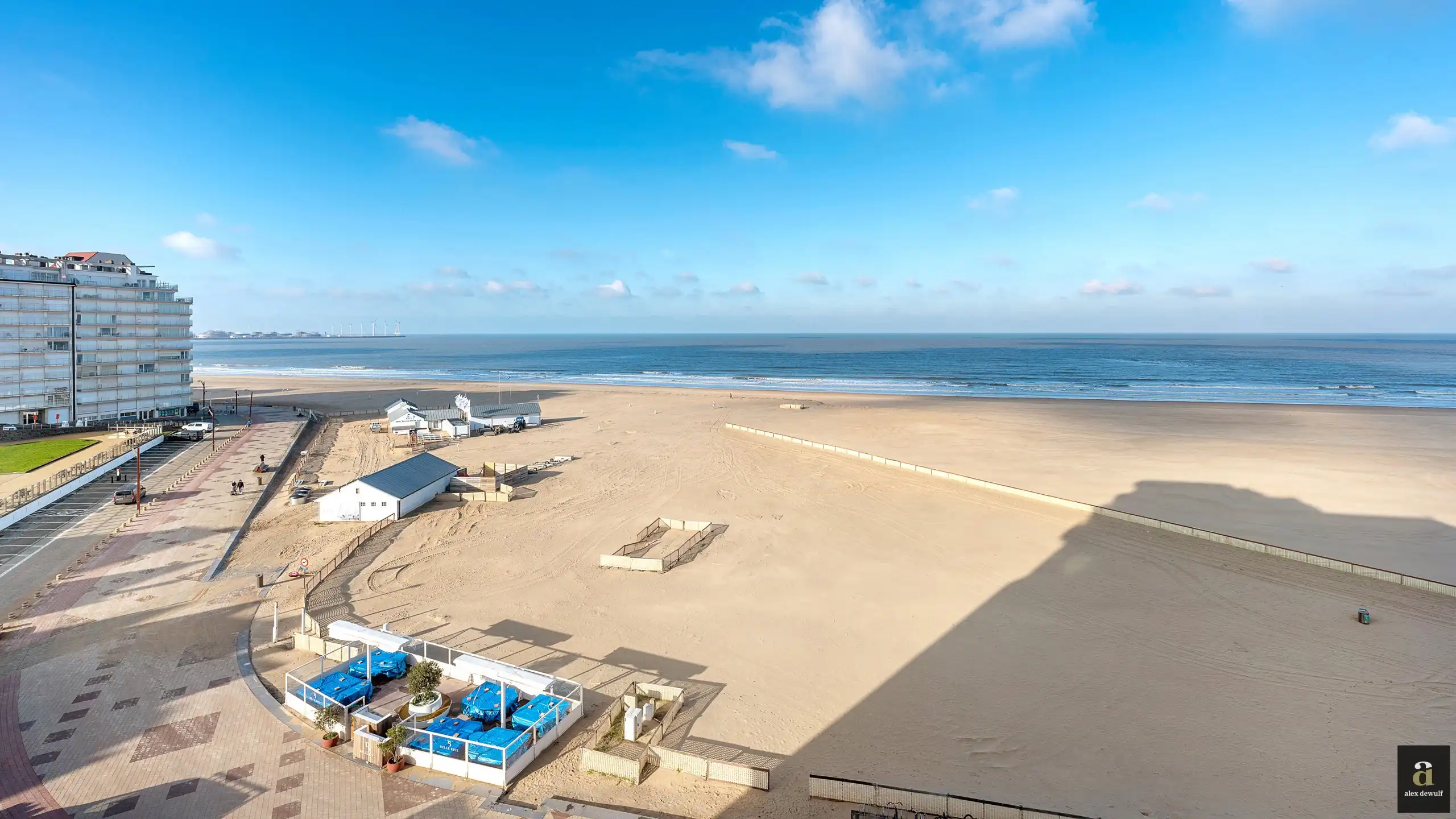 High-end appartement in iconisch gebouw aan RBSC Duinbergen. foto 37