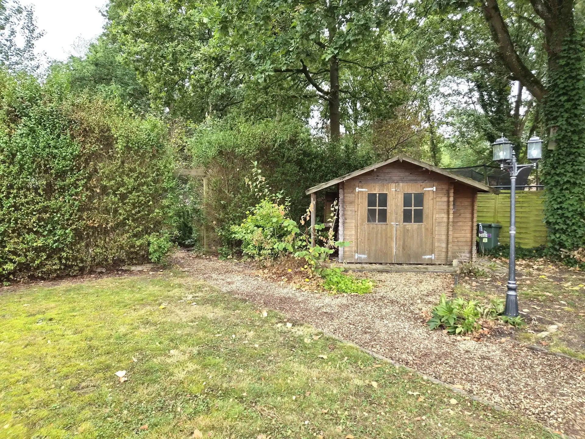 Charmante instapklare woning met grote tuin  foto 19