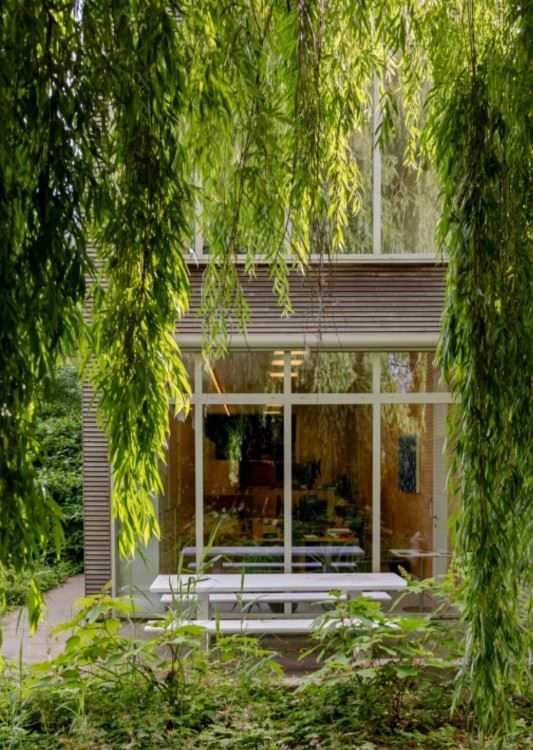 HIGH-END KANTOOR TUSSEN BRUSSEL EN GENT foto {{pictureIndex}}