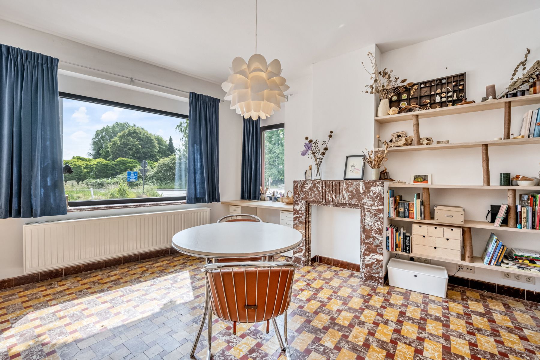 Architecturaal verbouwde hoeve met binnenkoer foto 3