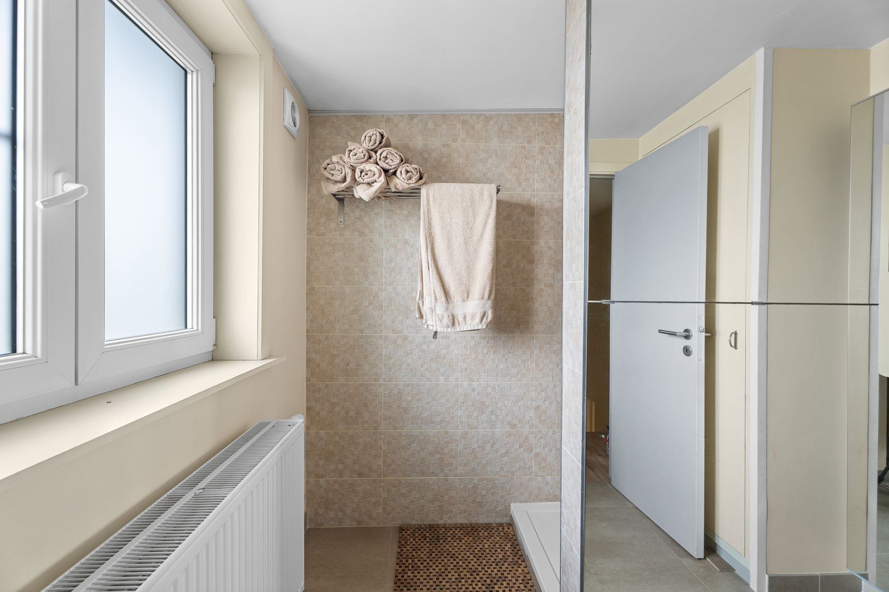 Betaalbaar wonen in Deinze: gerenoveerde parel. foto 14