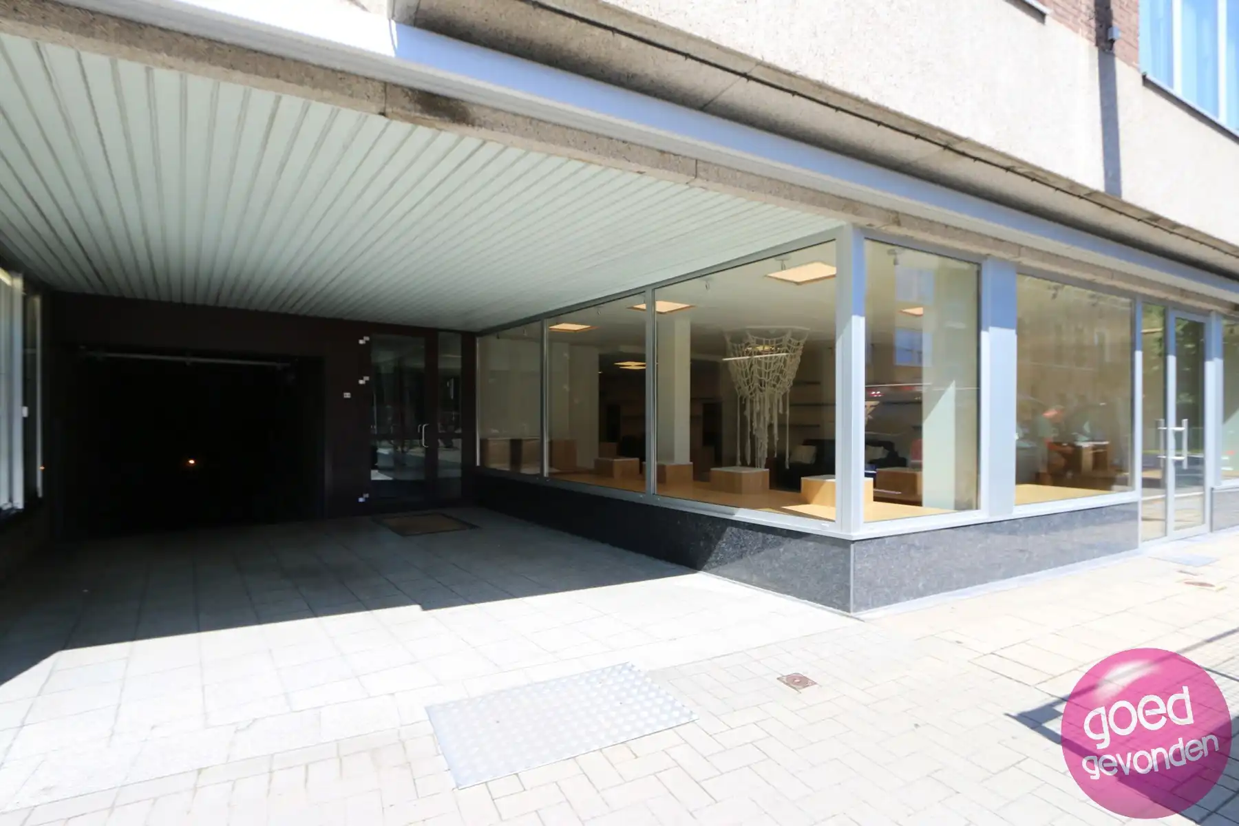 UITZONDERLIJK WINKELPAND&nbsp;+ ATELIER&nbsp;+ ONDERGRONDSE PARKINGS&nbsp; foto 3