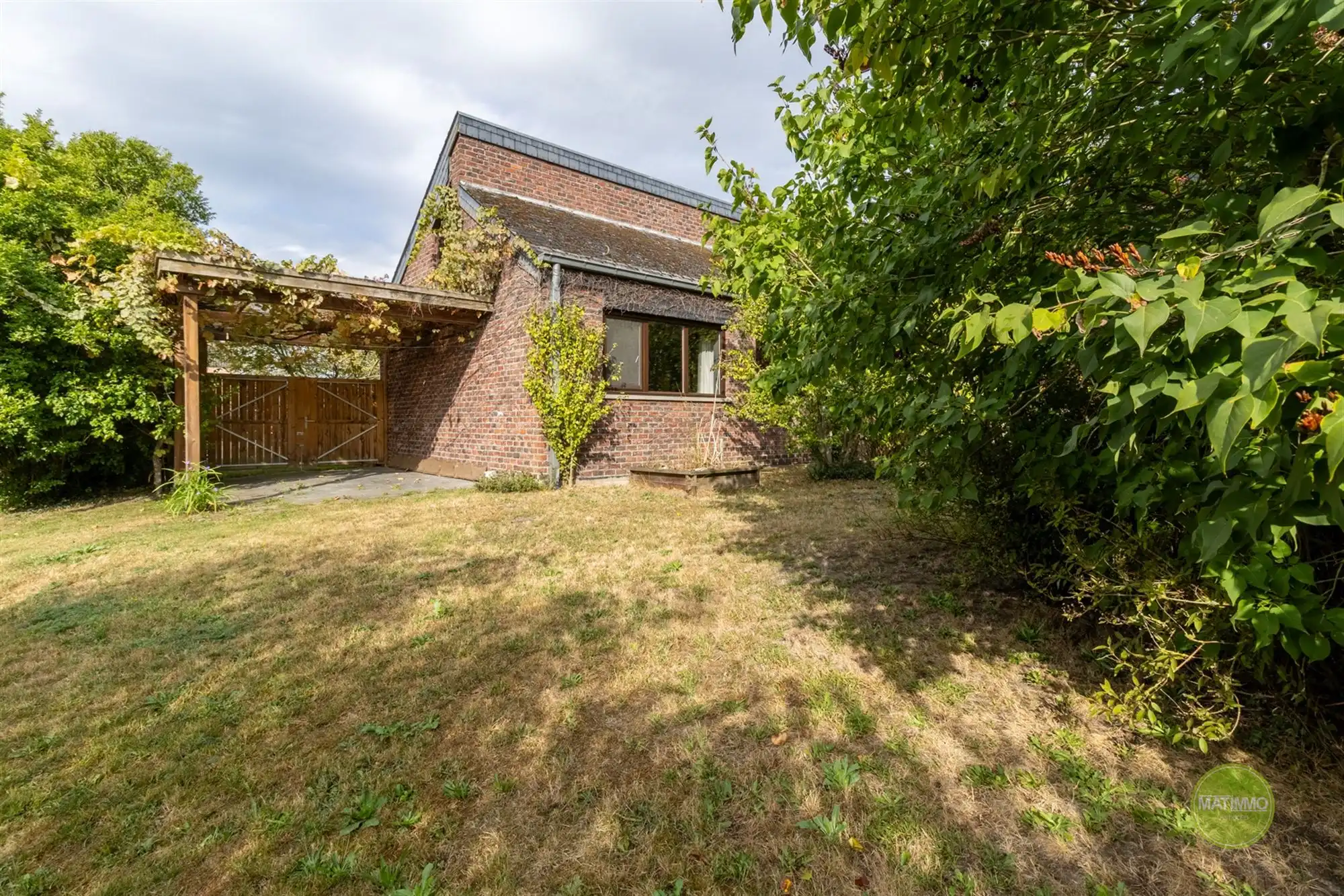 Vrijstaande, rustig gelegen woning met 4 slaapkamers in Mol foto 25