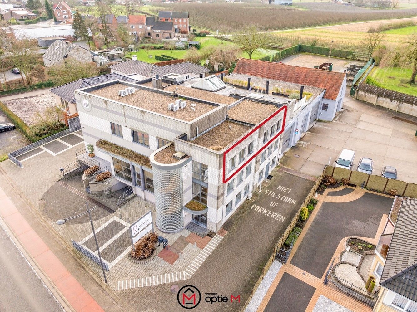 Appartement in Bilzen met twee parkeerplaatsen foto 9