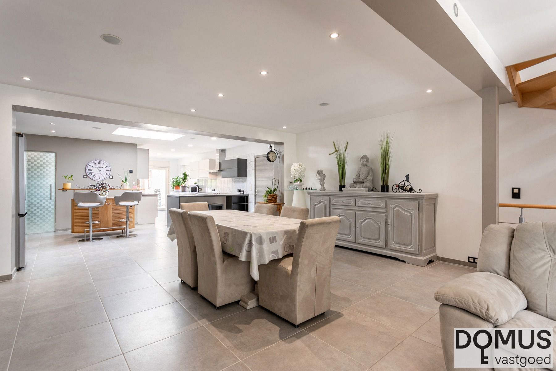 Leuke en energiezuinige gezinswoning met grote tuin en 4 slaapkamers foto 6