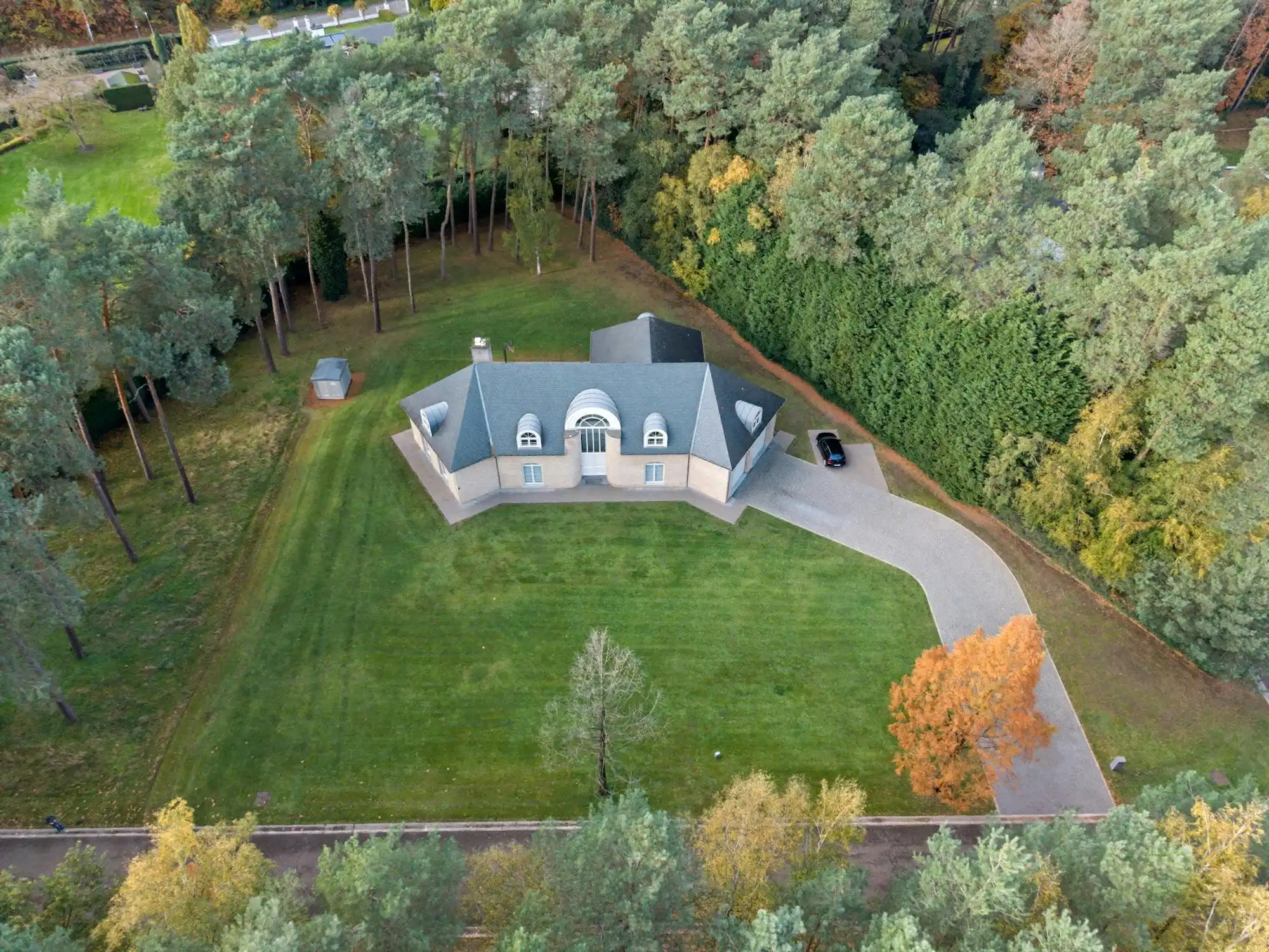 Stijlvolle villa met praktijkruimte in exclusieve villawijk nabij Nationale Park Hoge Kempen foto 31