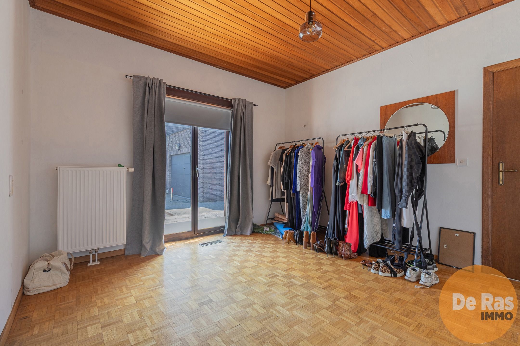 NIEUWERKERKEN- Bungalow met 4 slaapkamers en loods van 150m² foto 13