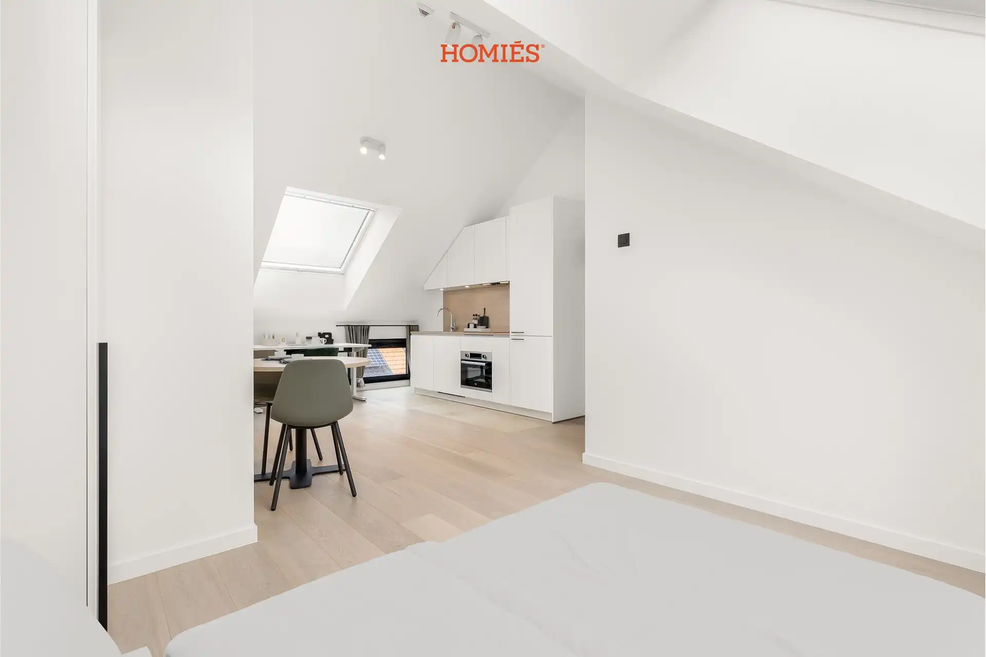 Lichtrijke penthouse-studio op topligging in Leuven - EPC A foto 6