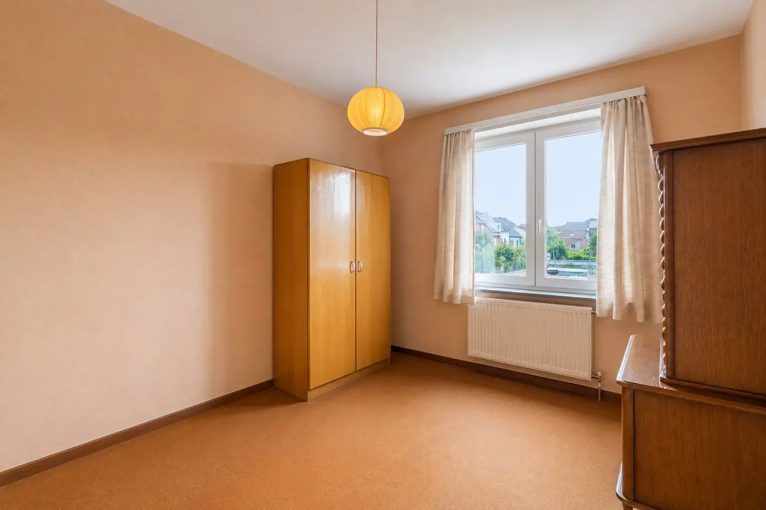LICHTRIJKE WONING MET 3 SLAAPKAMERS, GARAGE & TUIN ! foto 15