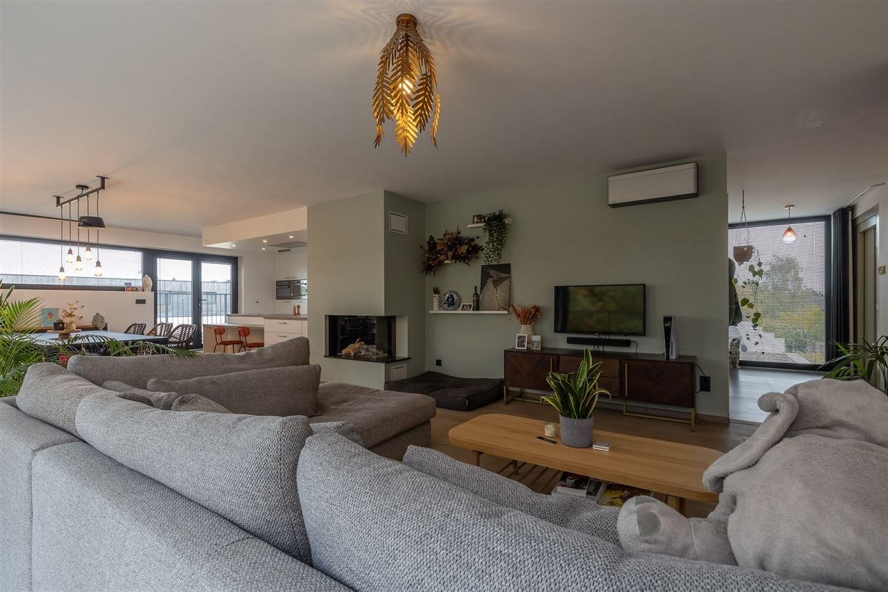Penthouse met 3 slpk., riant terras, autostaanplaats en kelderberging foto 33